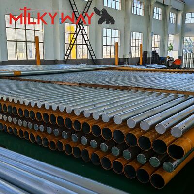 Kwaliteit  9 METERS TUBULAR STEEL POLES  TENSION IRAQI STAIRCASE STEEL POLES Fabriek