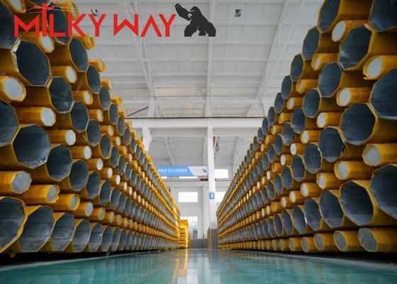 50ft gegalvaniseerd achthoekig monopool toren voor communicatie distributie