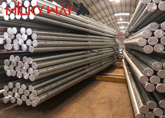 Gegalvaniseerde verkeerslichtmast 10M Hoogte 7M Kruisarm